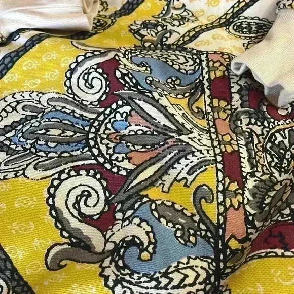 Champion hooded sweatshirt women’s size medium. Super cool! - Picture 6 of 8